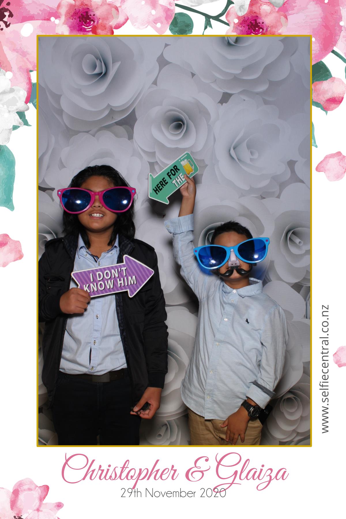 Christopher and Glaiza's Wedding | View more photos from the event at gallery.photobooth.co.nz/u/SelfieCentral/Christopher-and-Glaizas-Wedding